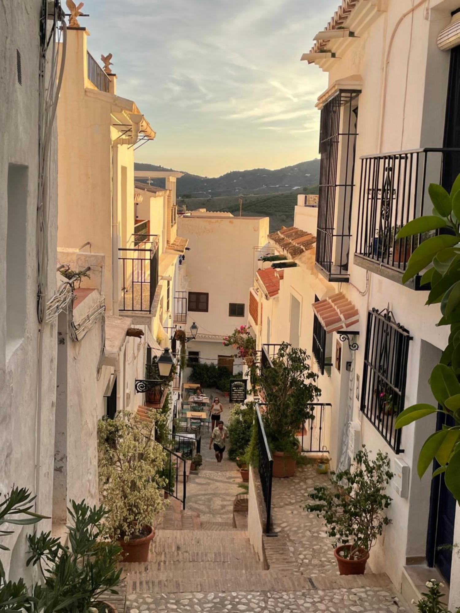 Los Nidos Apartments, Frigiliana Dış mekan fotoğraf
