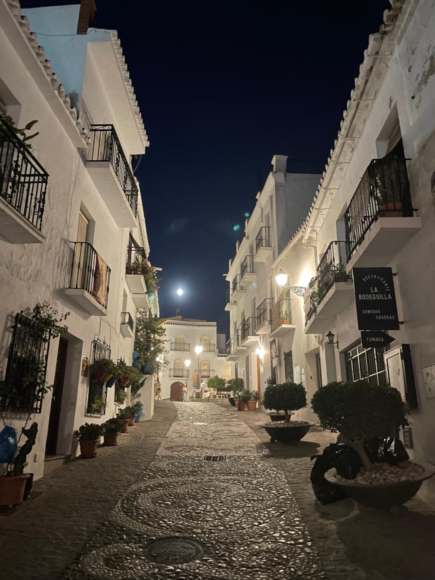 Los Nidos Apartments, Frigiliana Dış mekan fotoğraf